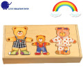 De madera de dibujos animados Happy Bear Family Dress Up Puzzle